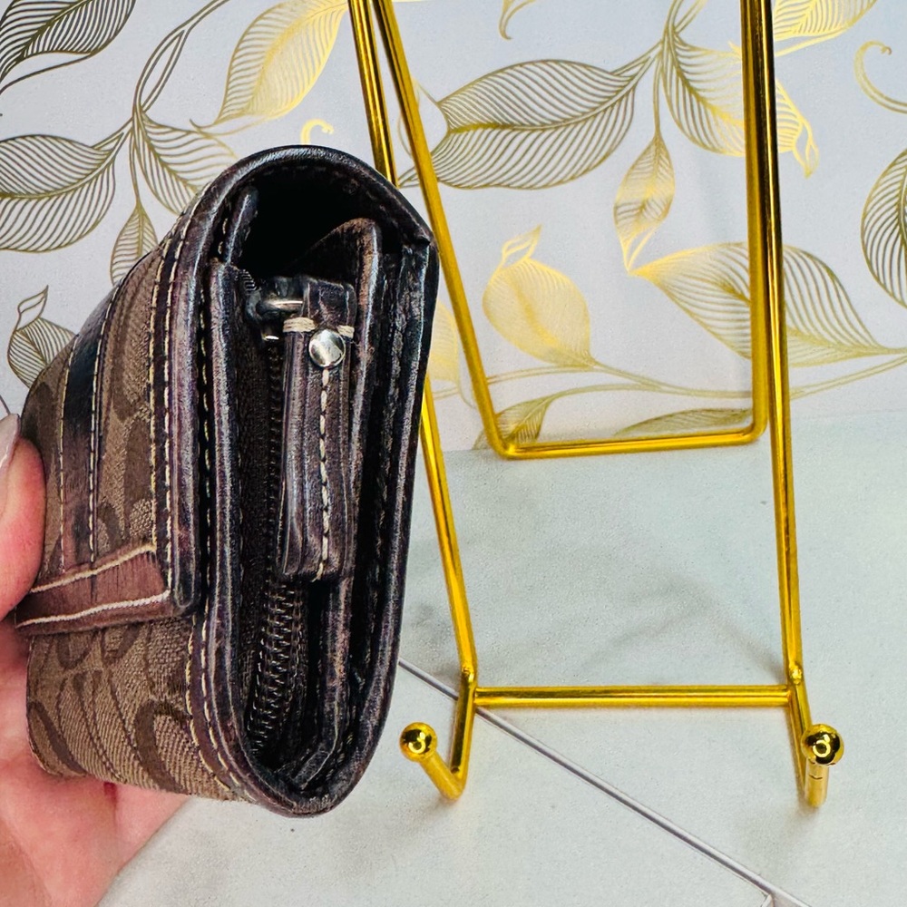 Coach Brown Signature wallet key chain - Picture 2 of 6
